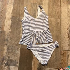 Cupshe gray and white tankini size M